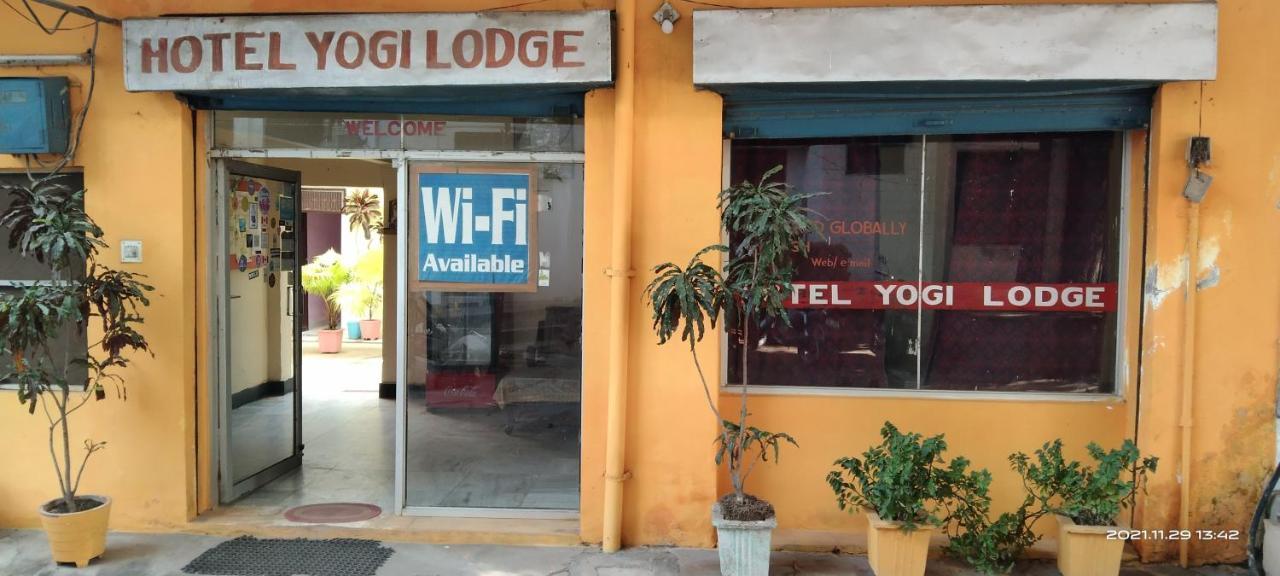Hotel Yogi Lodge Khajuraho Ngoại thất bức ảnh