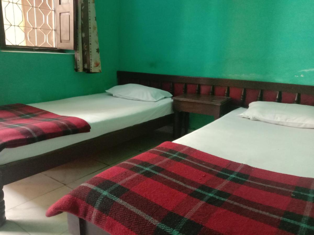 Hotel Yogi Lodge Khajuraho Ngoại thất bức ảnh