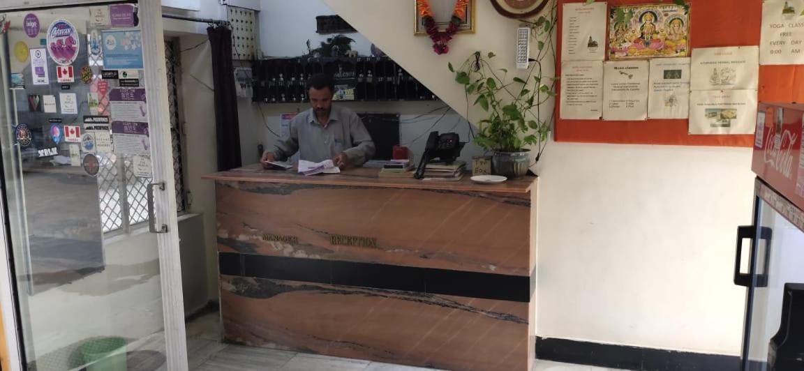 Hotel Yogi Lodge Khajuraho Ngoại thất bức ảnh