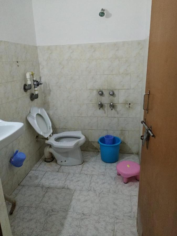 Hotel Yogi Lodge Khajuraho Ngoại thất bức ảnh