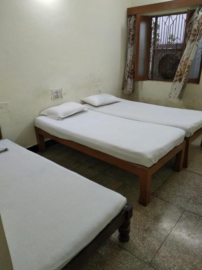 Hotel Yogi Lodge Khajuraho Ngoại thất bức ảnh