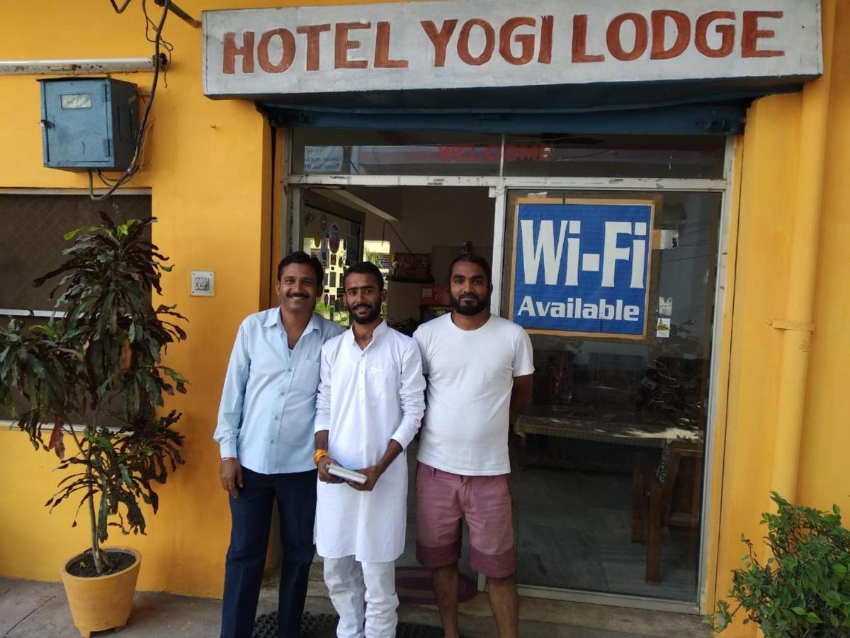 Hotel Yogi Lodge Khajuraho Ngoại thất bức ảnh